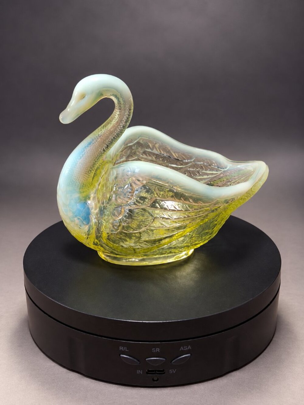 Vintage 1930s Imperial Glass #127 Opalescent Uranium Vaseline Swan